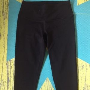 Prana Pillar capri XS
